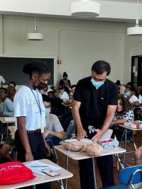 Dr. Agarwal demonstrates AED administration